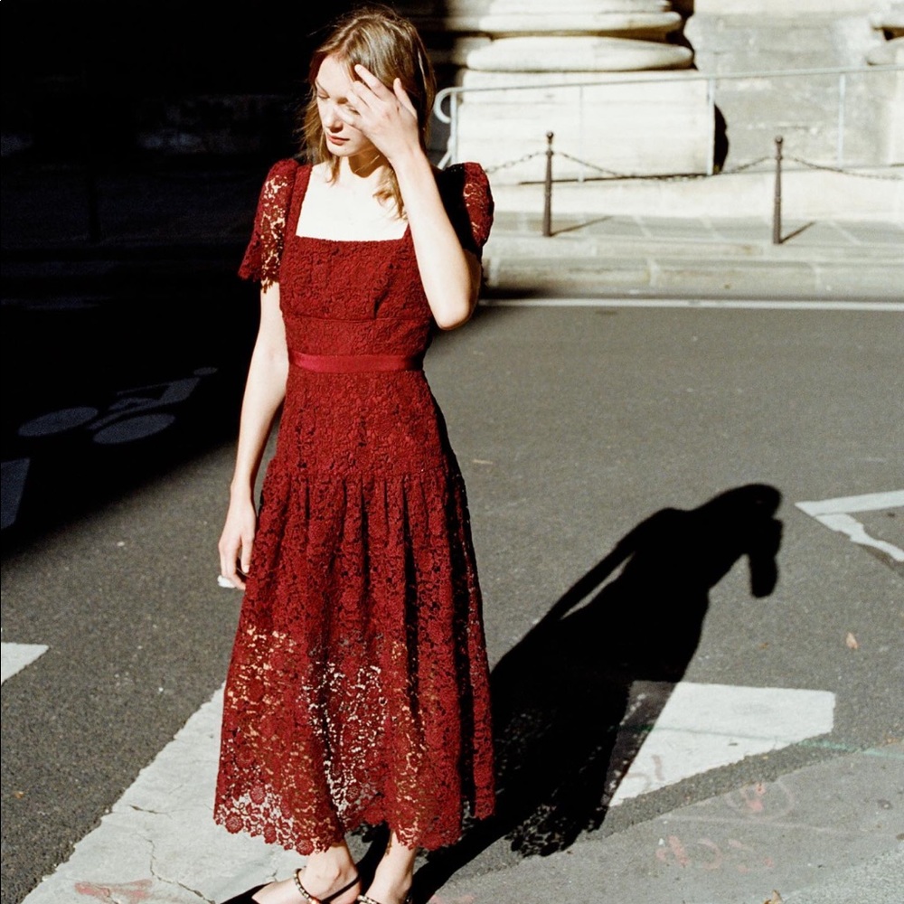 burgundy guipure lace midi dress Self-Portrait | Dresses | Self Portrait Anne Fontaine Avril Black Color Group:GREEN Timeless elegance comes easily Size:Large (7 to 10 years)